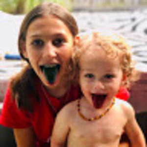 Meet your Posher, Ava